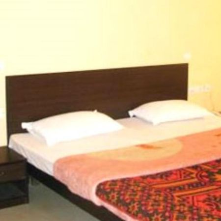 Hotel Balaji Calangute Resort Стая снимка