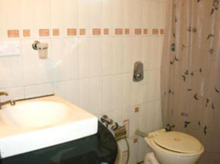 Hotel Balaji Calangute Resort Стая снимка